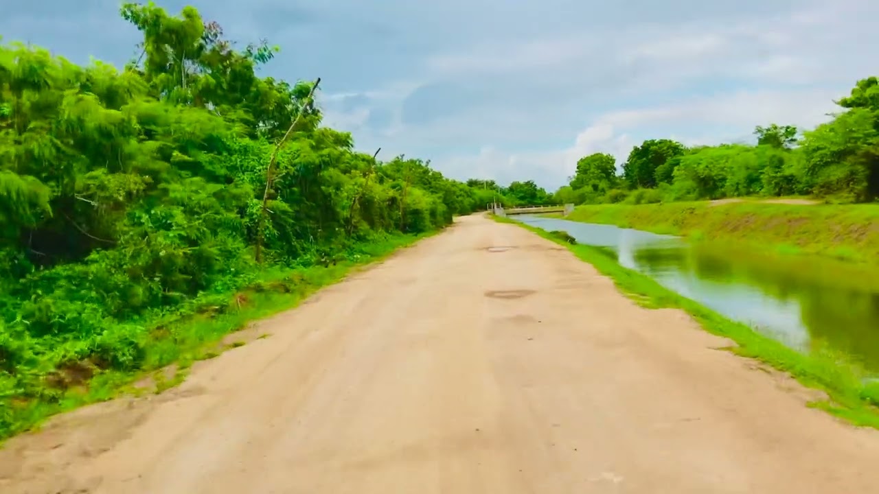 Sri lanka village road