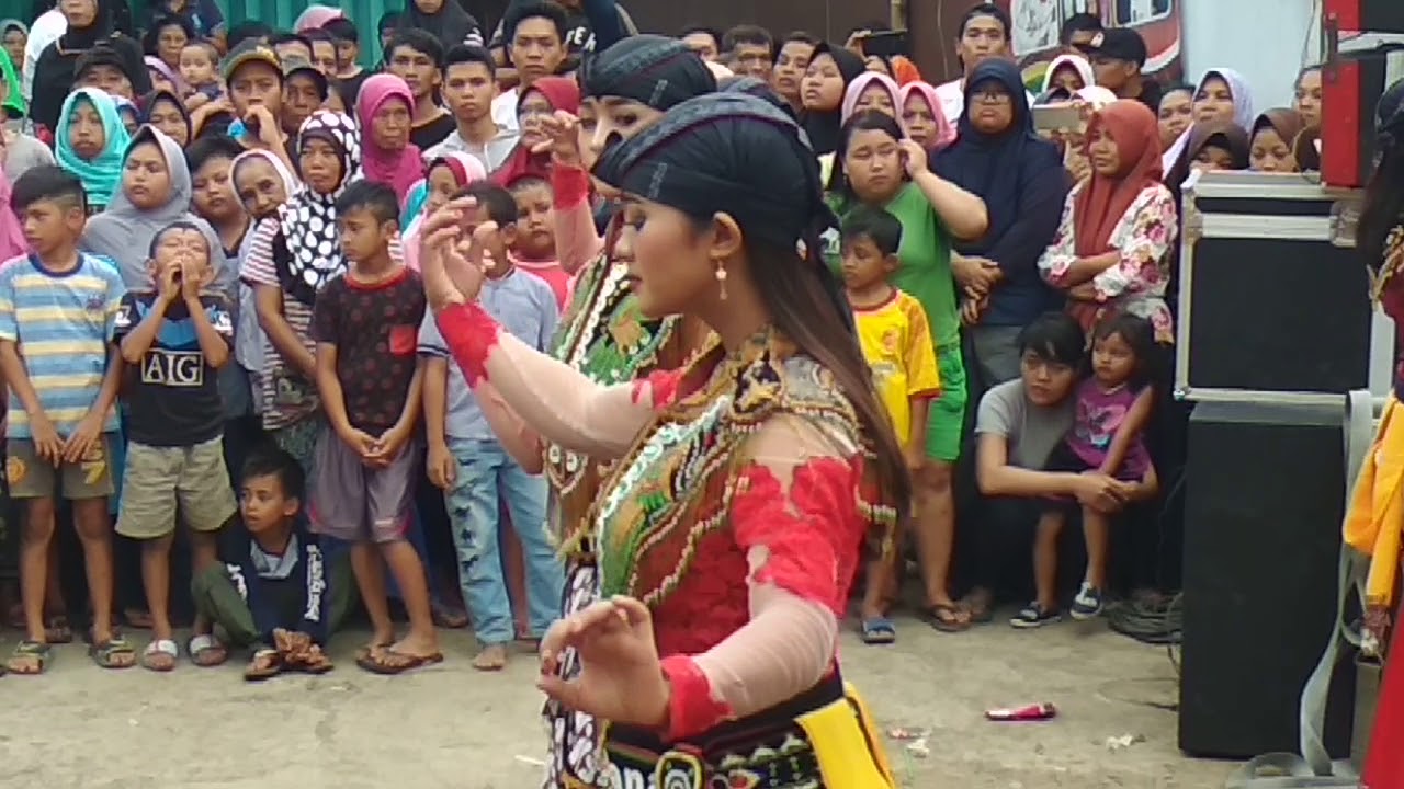 JATHIL CANTIK NAVIANA LIVE JLN RAYA KENITEN