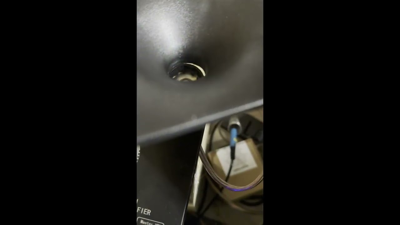 Using MICROPHONE as SPEAKER