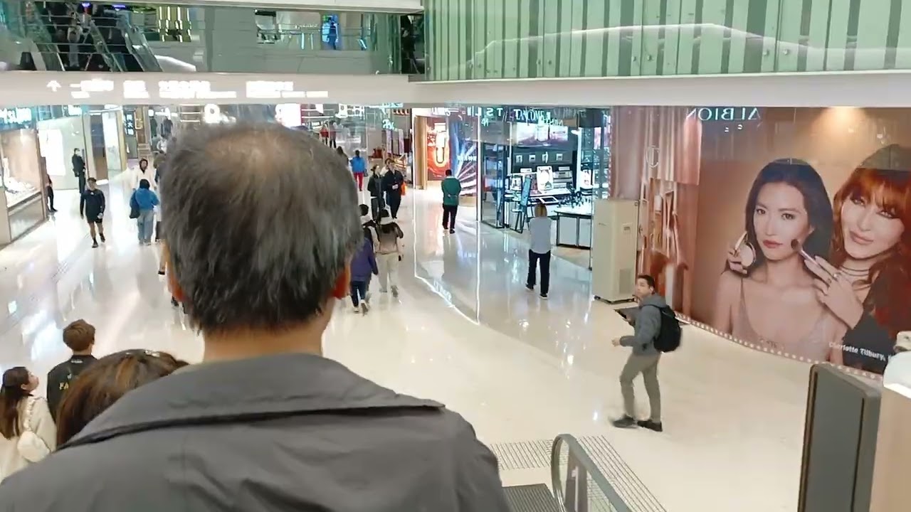 Mall naka laag