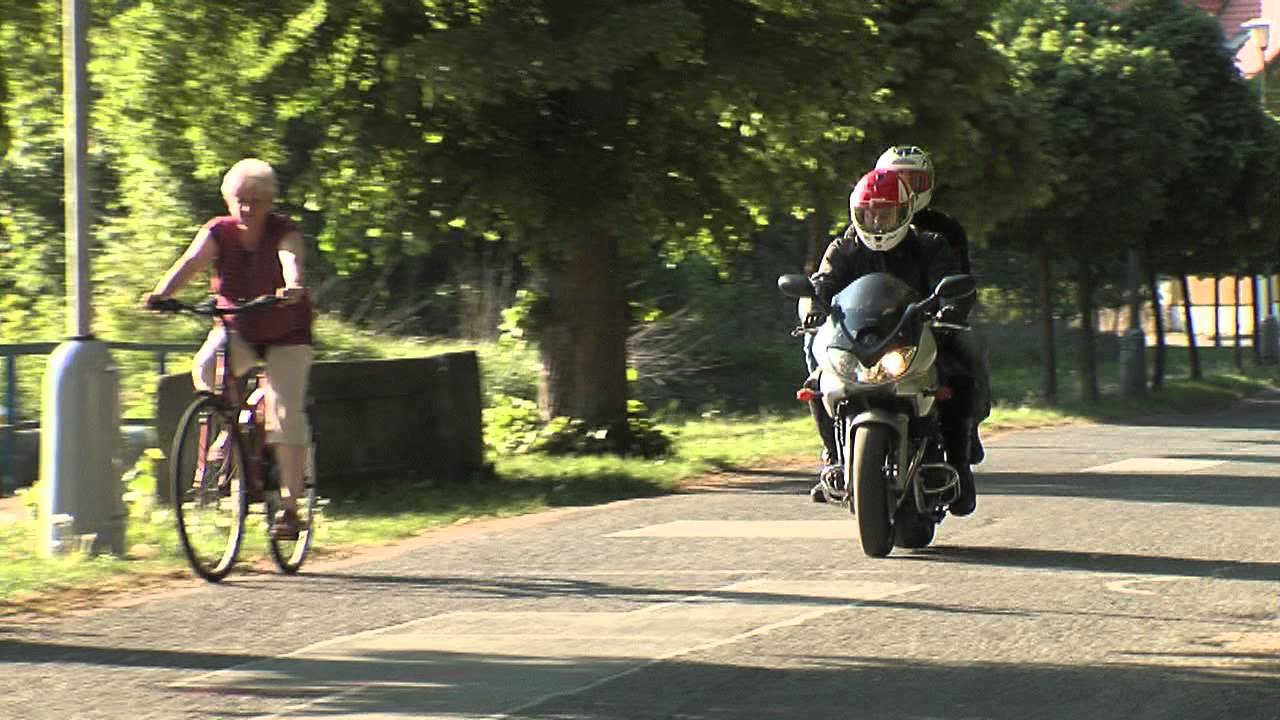 Přež&iacute;t a nezab&iacute;t - Moto spolujezdci