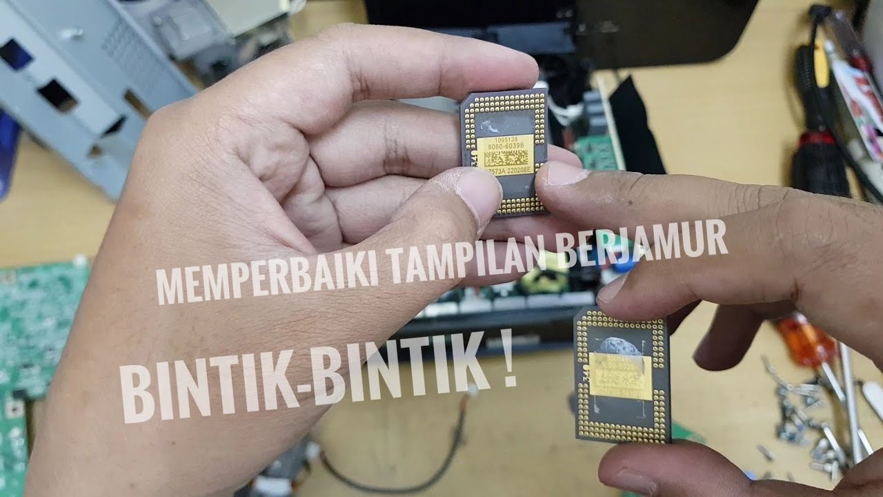 Memperbaiki proyektor InFocus berjamur bintik-bintik