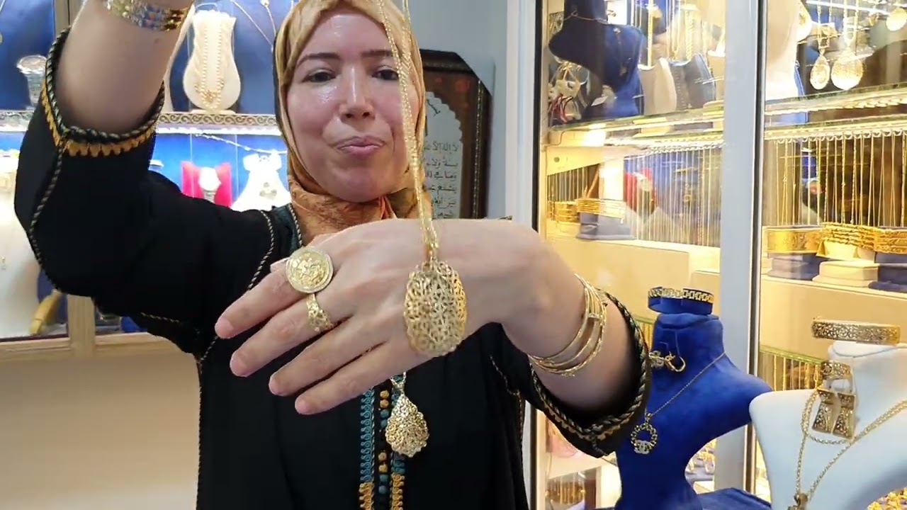 دخلي 🏃تشوفي 👰😍 هميزات⌚💯 💍في سناسل مناسبات  👰عند  bijoux samah 💯 زهيرة شليحة🥰 0667901282📞 0658917742📞