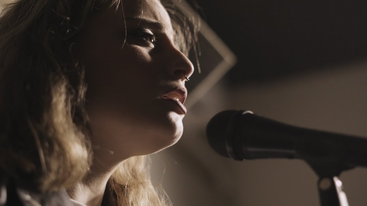 Hanna - Alex Ronca & LAIN feat. Sara Santagata