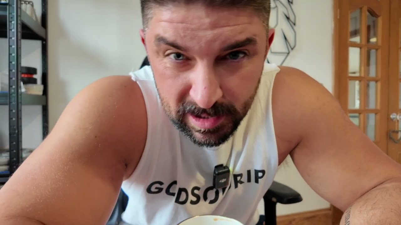 Sunday workout with me  (chest and grip work)
