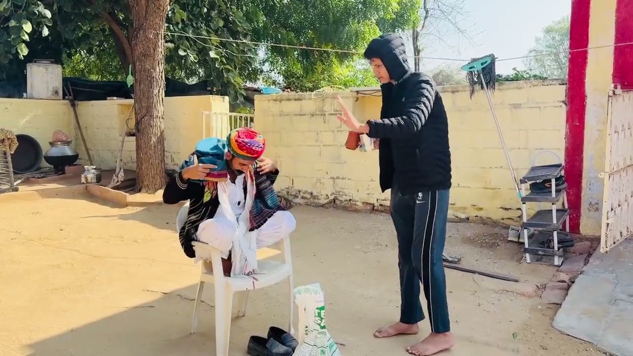काकू बने किसान लेकिन गड़बड़ हुई😂 #like #comedy #funny #comedyshorts #shortvideos #youtubeshorts #fun