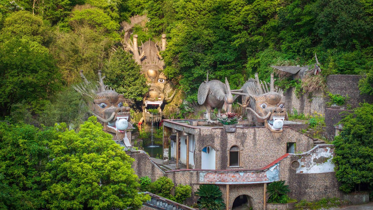 浙江深山发现一座废弃的山庄，里面藏着3条巨龙3只凤凰，这里究竟是做什么的？A deep mountain house with three dragons and three phoenixes