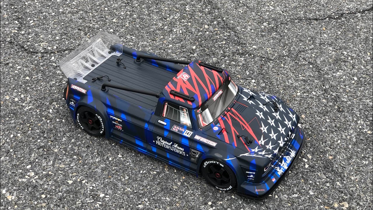 Arrma Infraction V2 parking lot bash and little drift