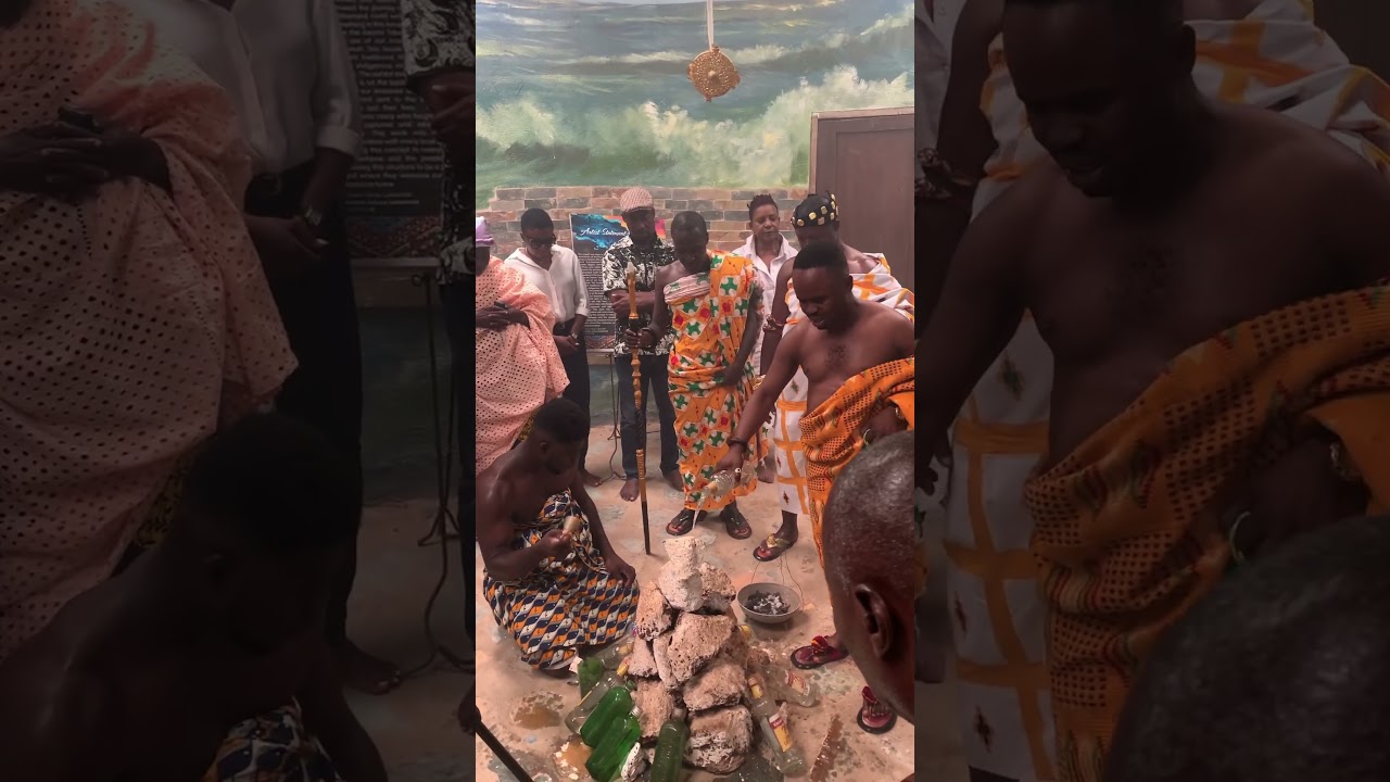 African traditional form of prayer/ libations #africa #prayer #africantradition #libations #ghana