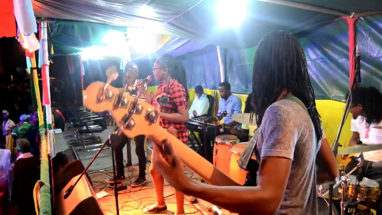 Carnaval do Brilhante   Actuação da Banda Tudulos