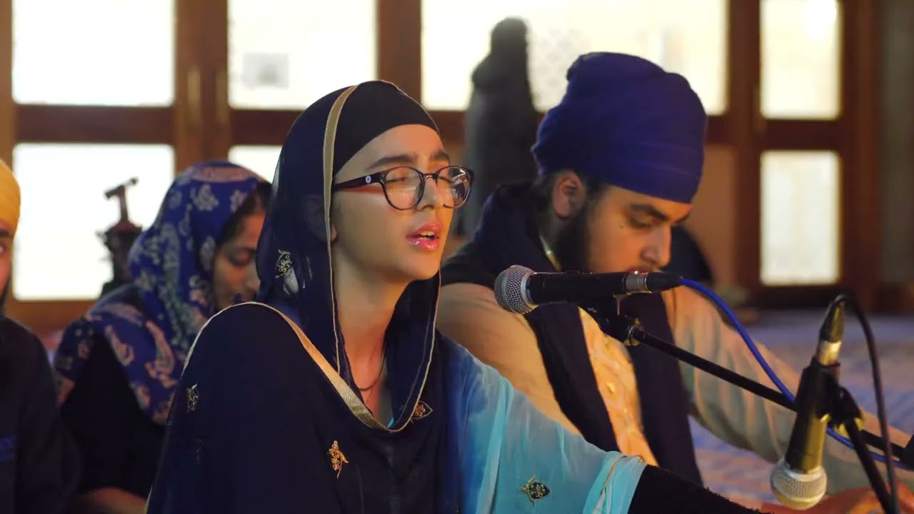 ਹਮ ਘਰਿ ਸਾਜਨ ਆਏ - Ham Ghar Saajan Aae - Bibi Amrit Kaur and Bhai Gurjeevan Singh