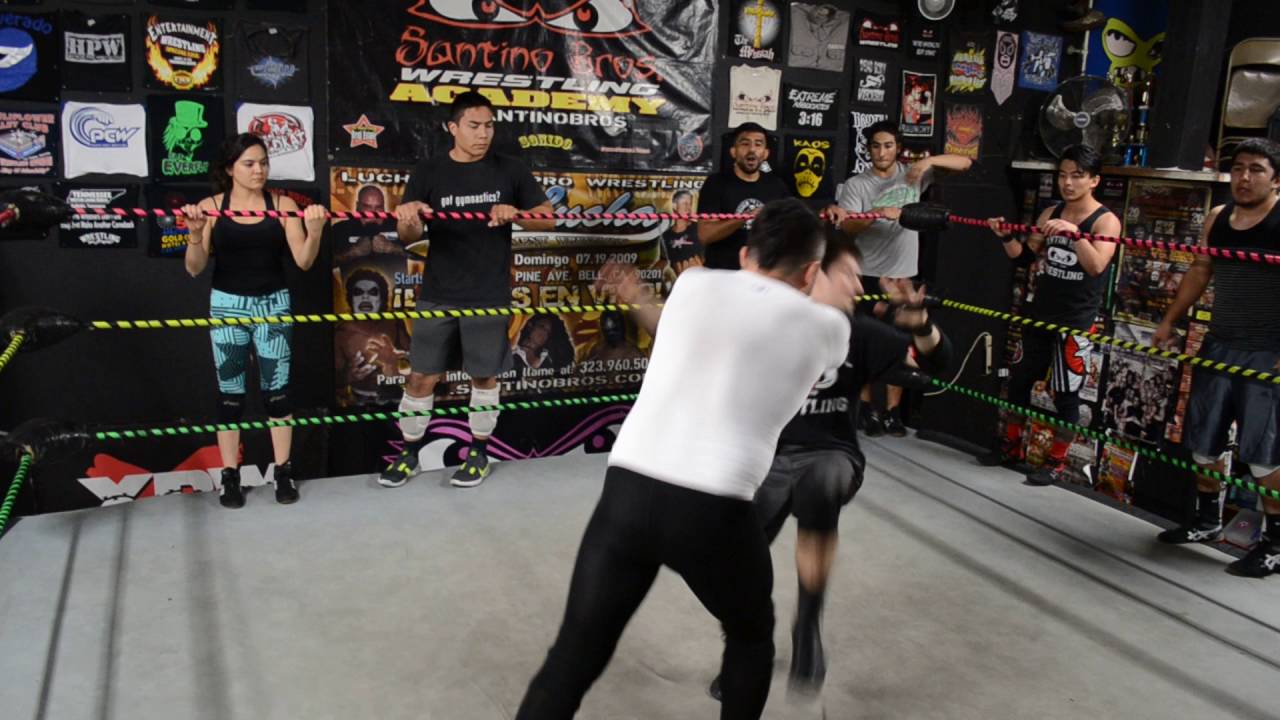 Hiptoss Counter at Lucha Libre Class