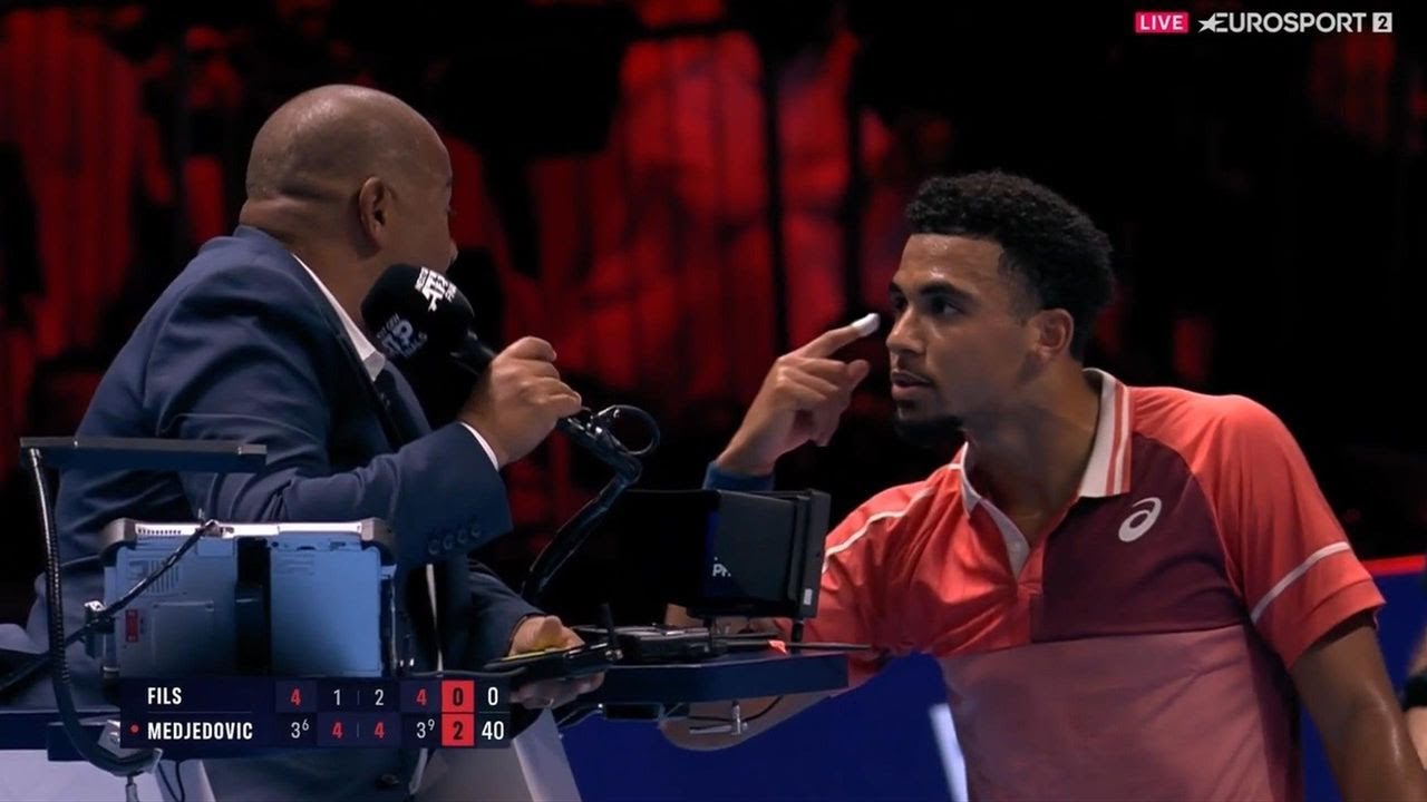 TENNIS - Énorme craquage : Quand Arthur Fils perd les pédales en finale du Masters Next Gen