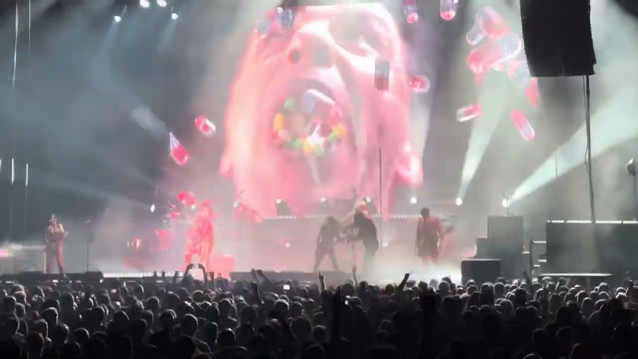Till Lindemann skills in pills live concert 12/2024 Paris Accord Arena 4K HDR