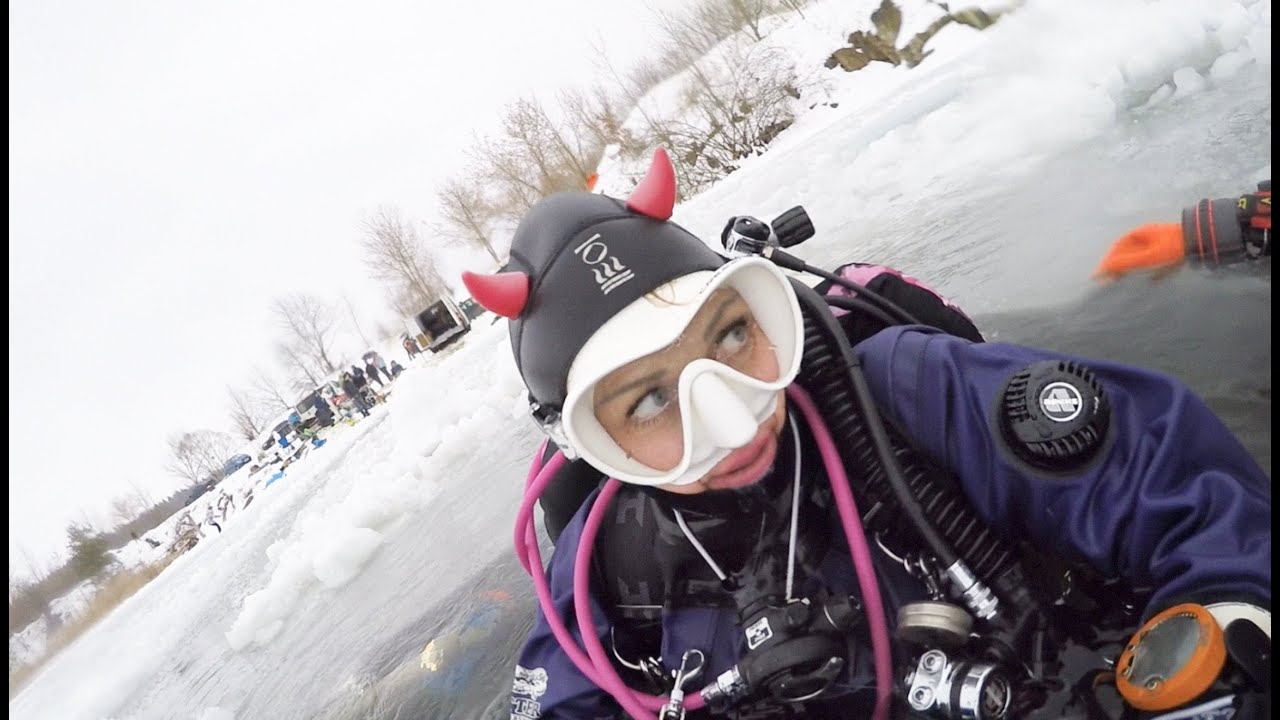 Ice diving🍦