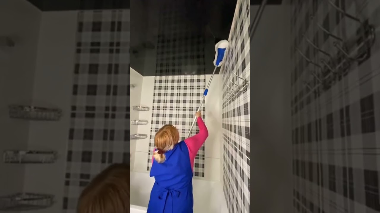 Как почистить чёрный, натяжной потолок от водного камня, пара и жира
