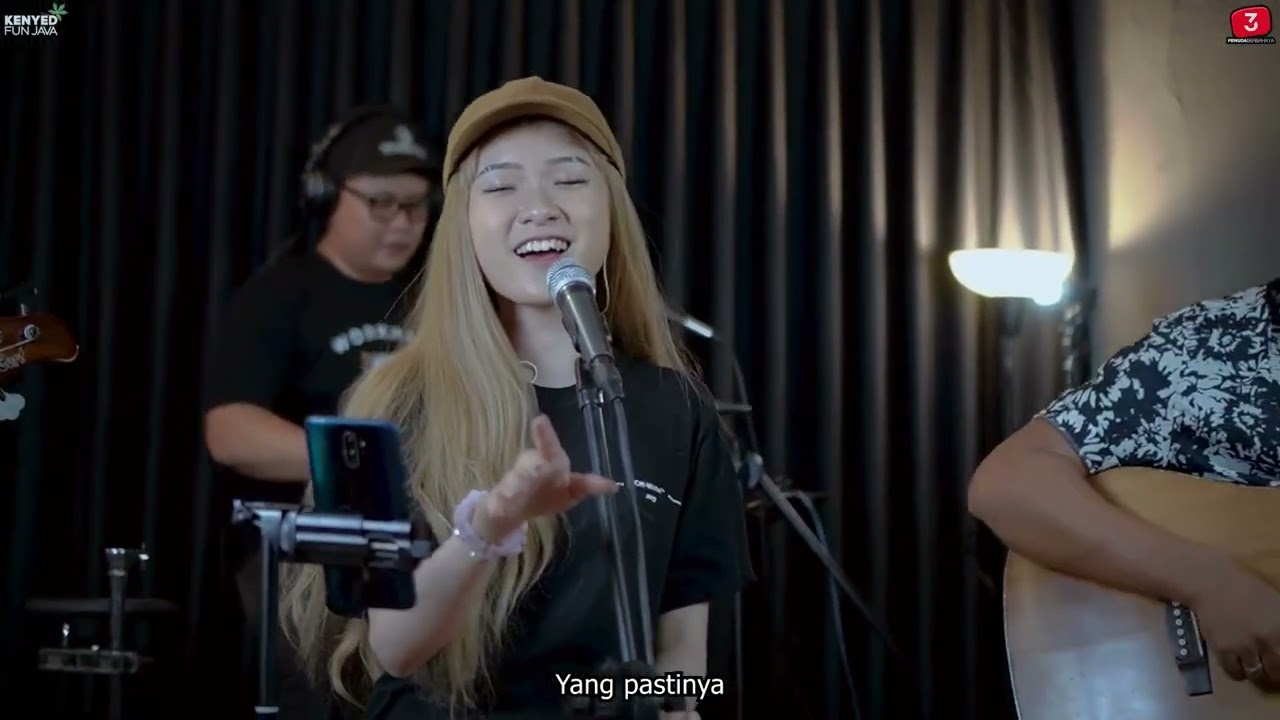 JAWARA CINTA  BIAN GINDAS  3PEMUDA BERBAHAYA FEAT SALLSA BINTAN