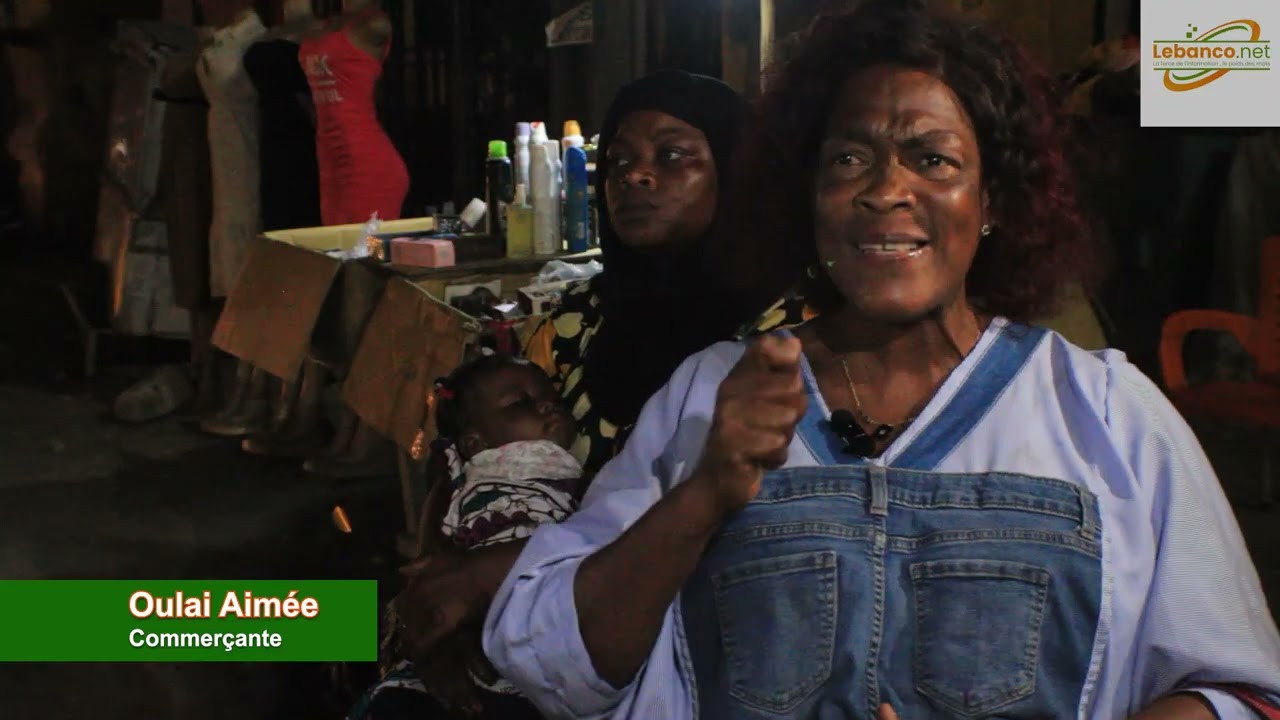 À Abidjan, la nuit, les commerçants ne dorment pas
