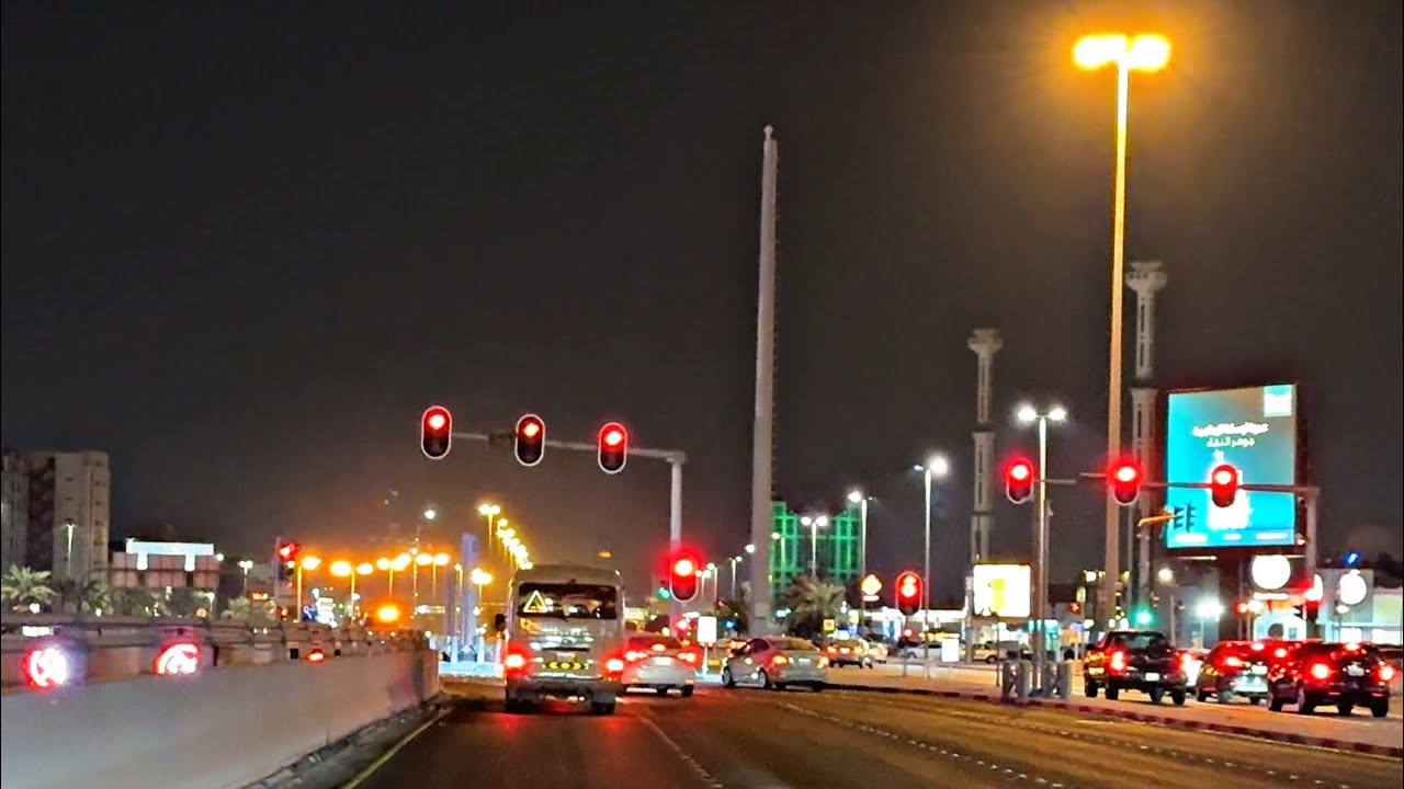 جولة ليلية في مدينة الدمام