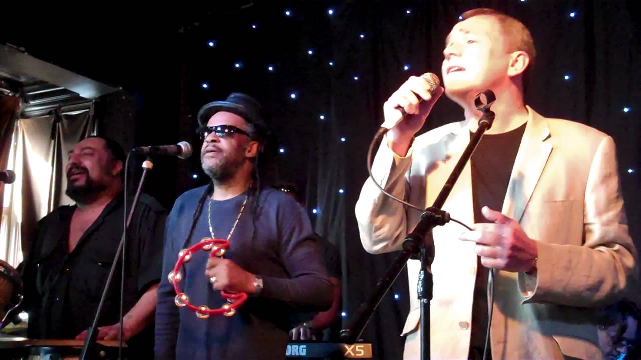 UB40 - Food For Thought Hare & Hounds 04.10.2011.MP4
