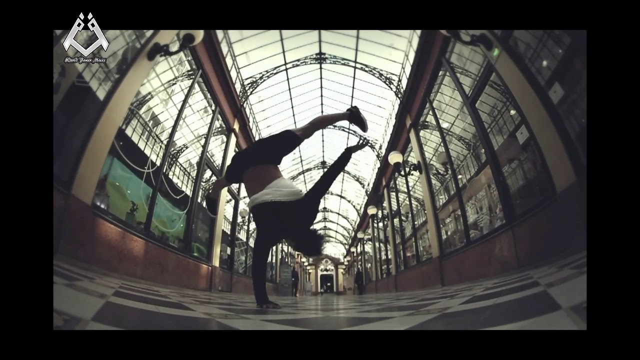 BBOY MARCIO ONE OF THE JUDGES IN WORLD POWER MOVES BATTLE