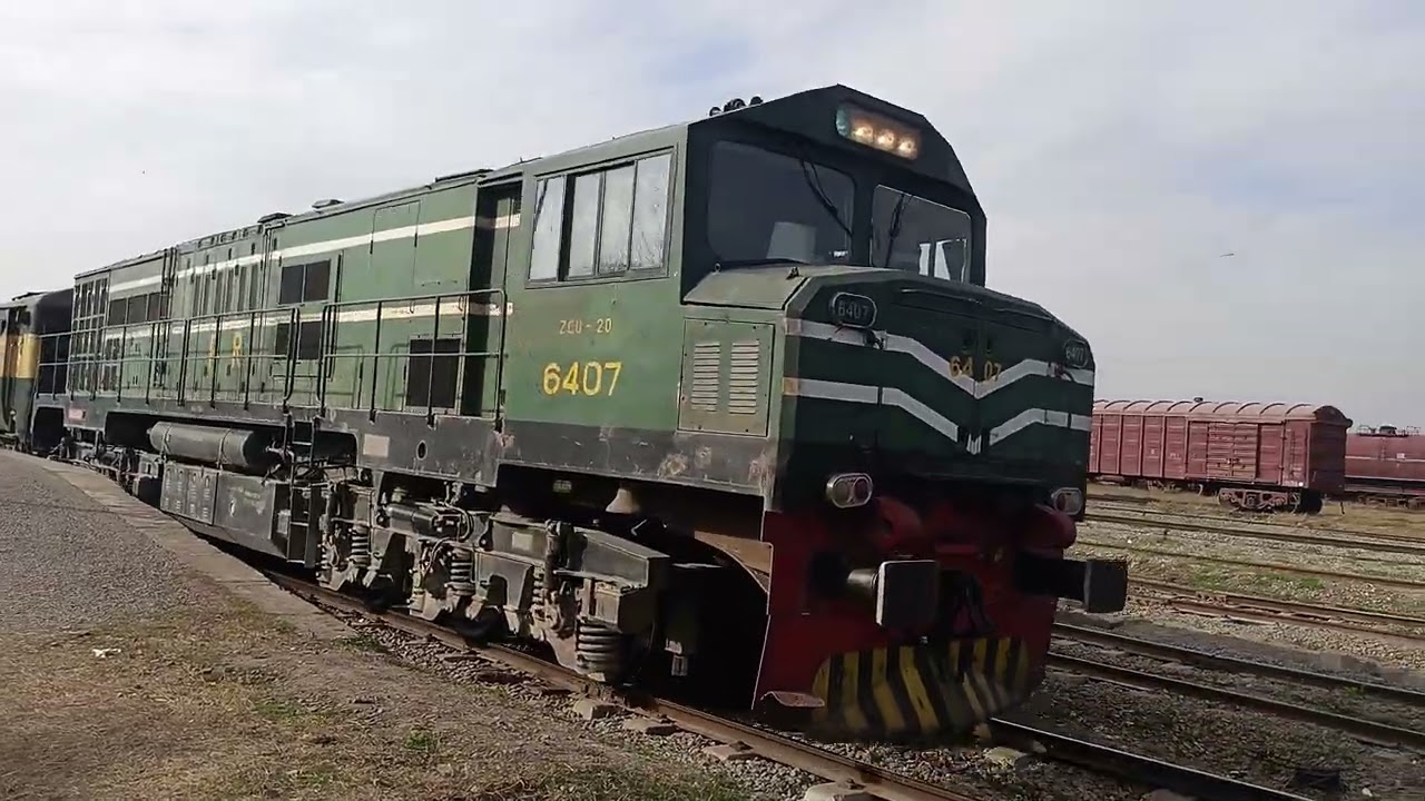 “48dn Rehman Baba Express leaves Rawalpindi for Karachi after a 20-minute halt.”