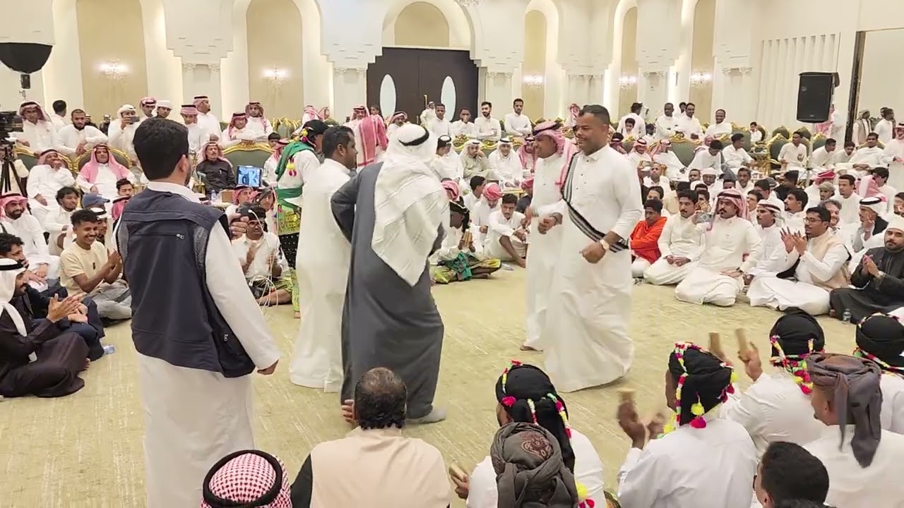 الفنان عمر الهدار سهرة الرياض14 جمادي اول 1446ه سهرةال باعشر وال بن جحلان💔🦜🌴💔🦜🌴