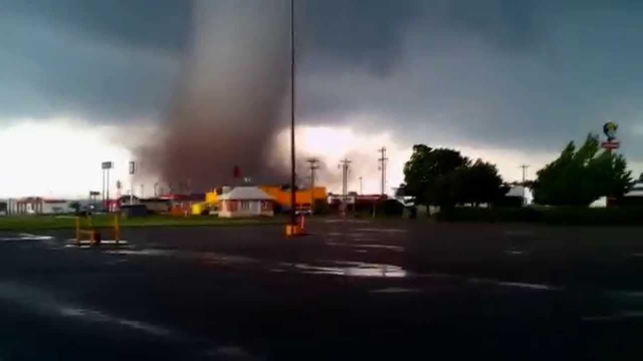 Scary Tornado Footage 2014, Biggest EF5, Best Disaster Tips
