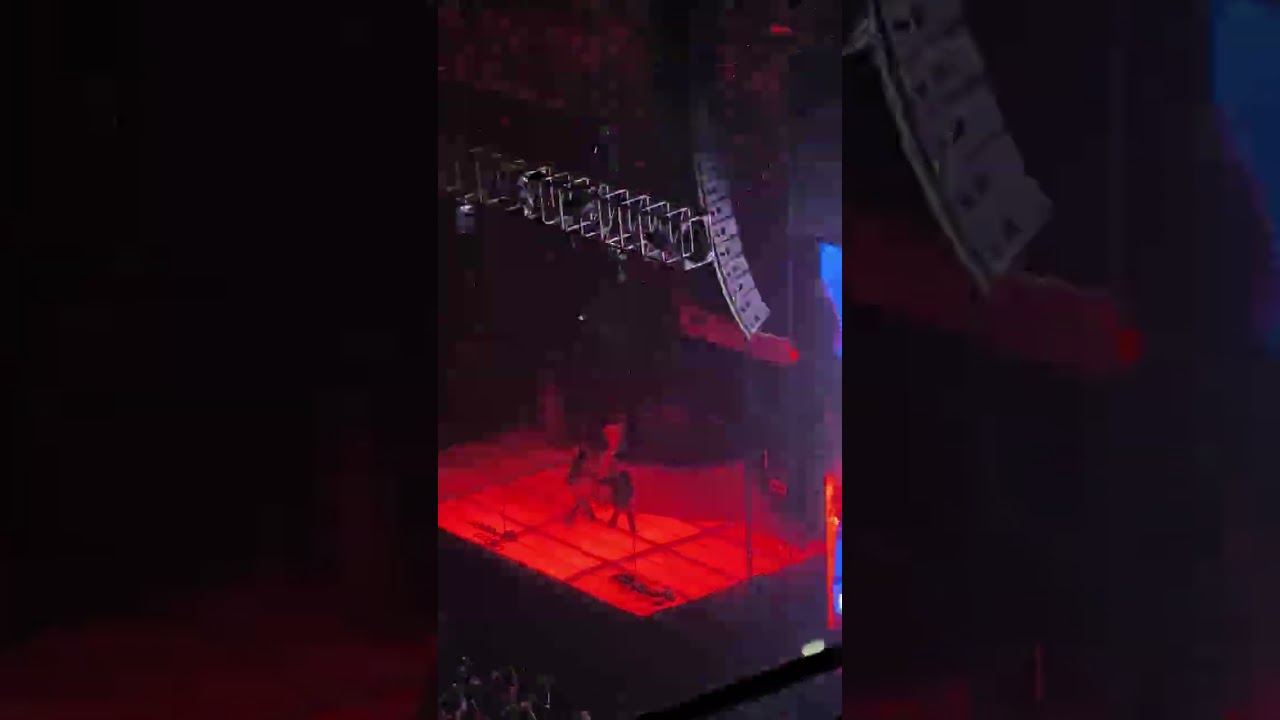 IV OF SPADES @ SM Mall of Asia Arena (Day 1) - Aura / Ending Bow