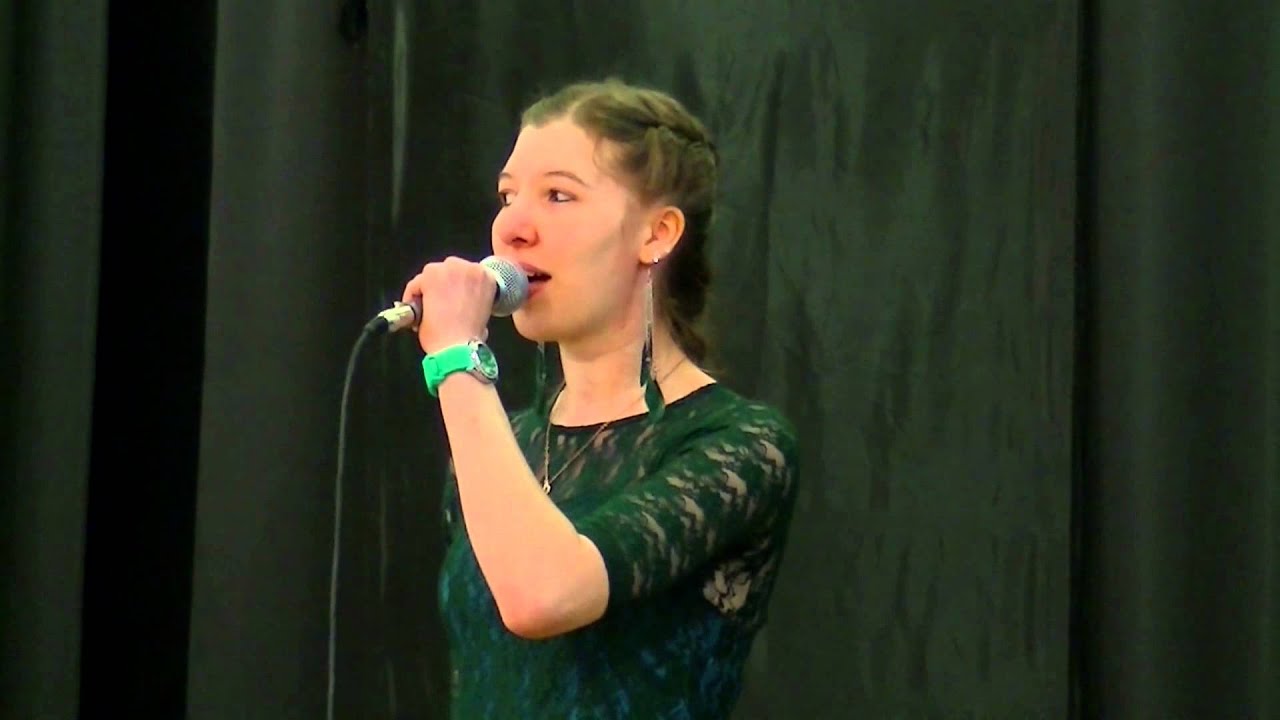 Workshop-Liveauftritt - 1 - Someone's watching over me von Hilary Duff (Video)