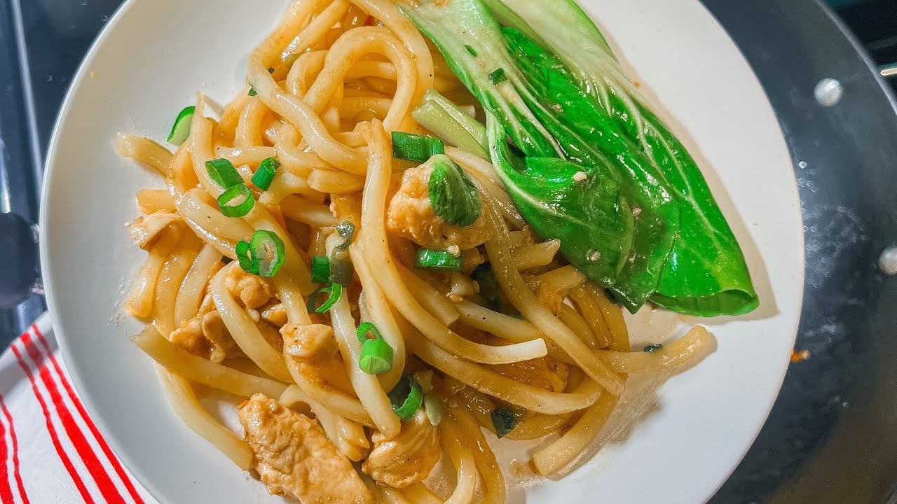 Teriyaki Stir Fry Udon Noodles with Chicken | Easy Stir Fry recipe | #stirfry #asianrecipes #costco