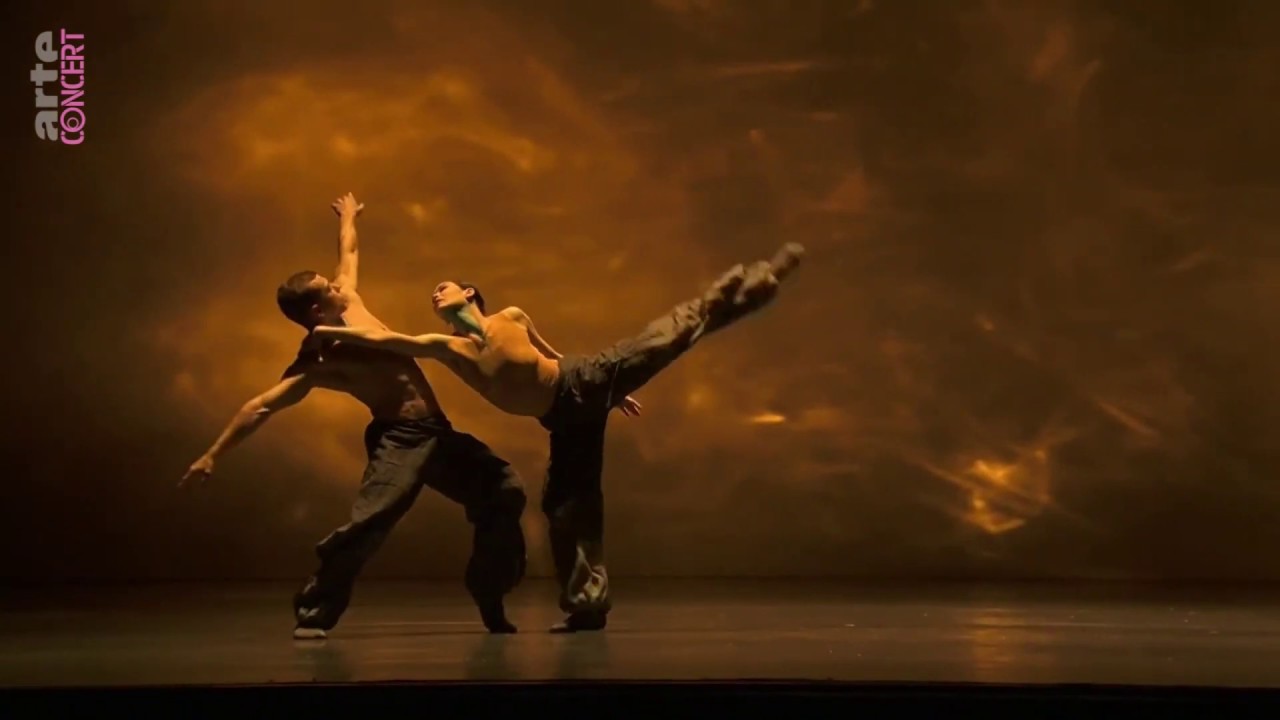 d(*͜ *)b  .  &ldquo;Heart & Soul&rdquo; Roseaux ft. Olle Nyman & &ldquo;The Seasons' Canon&rdquo; (Crystal Pite)