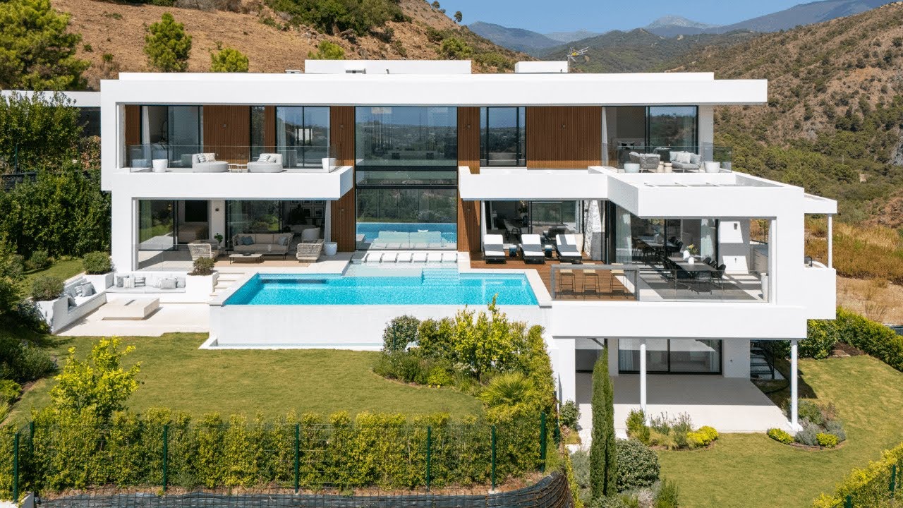 LAST MINUTE! Under 7.500.000&euro; Marbella DV3328