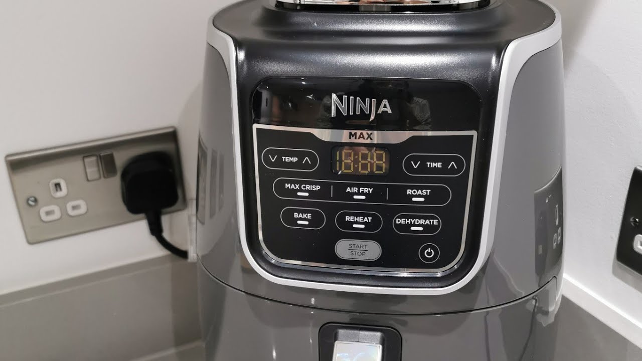 Baking a cake in Ninja Max? Chocolate cake recipe & honest review