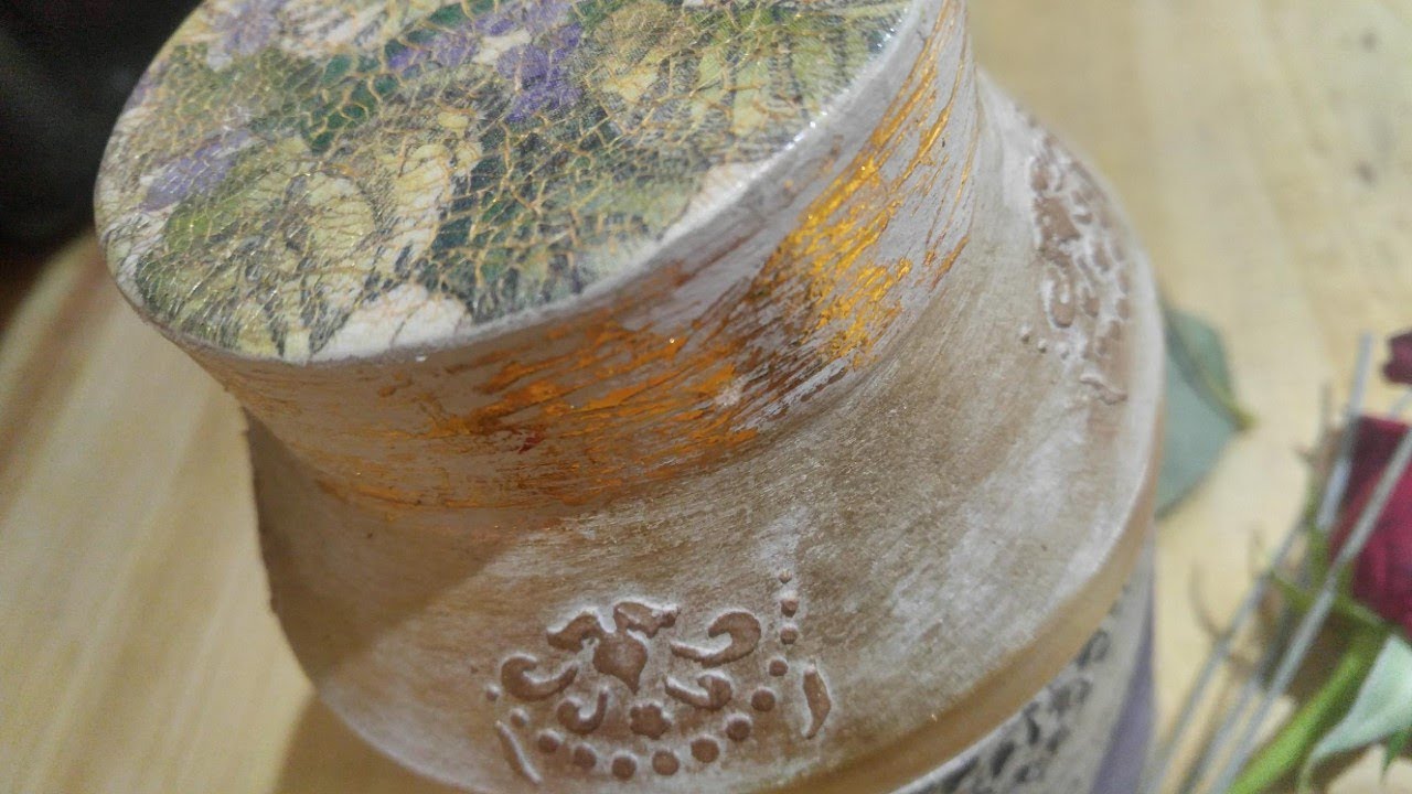 DECOUPAGE Y CRAQUELADO DE UN PASO TRANSPARENTE. Parte 1-2