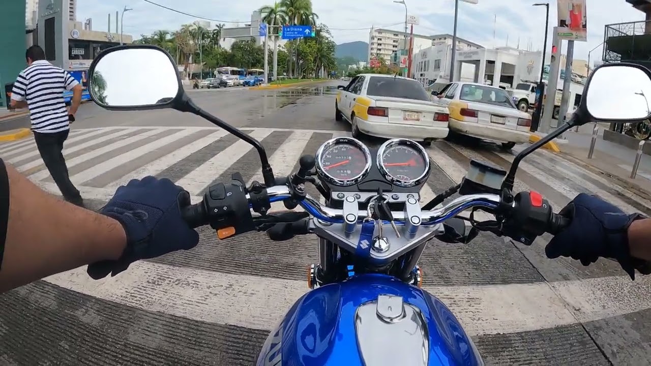 Suzuki EN 125 2A. con GoPro Hero 9 sin estabilizador. Piso mojado.