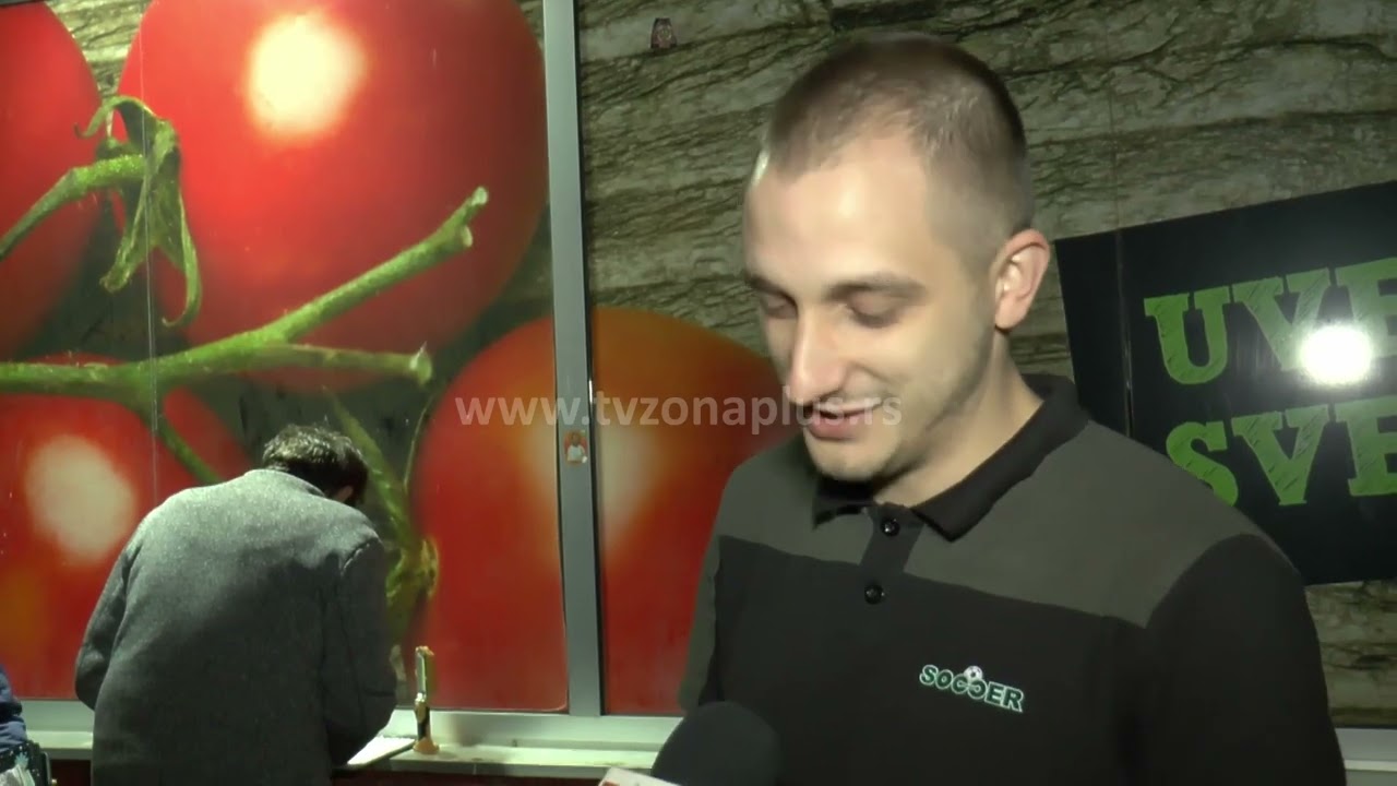 MUNDIJALSKA GROZNICA U NIŠU: MENJAŽA SLIČICA NA BULEVARU