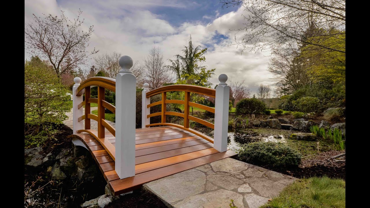 Arched Wood Bridge, Start to Finish Time Lapse
