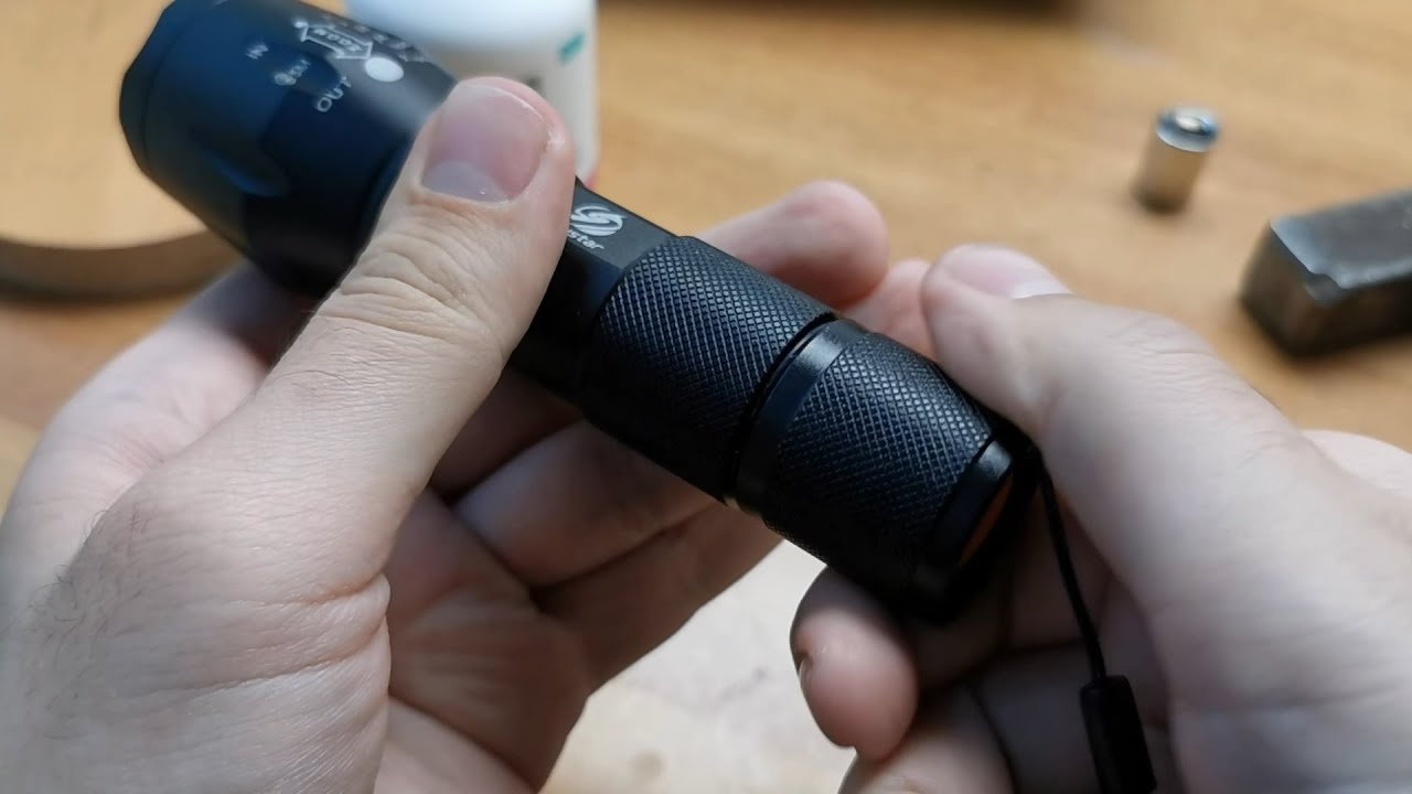 How to repair (clean or replace) a LED flashlight switch (feat. V6 LED)