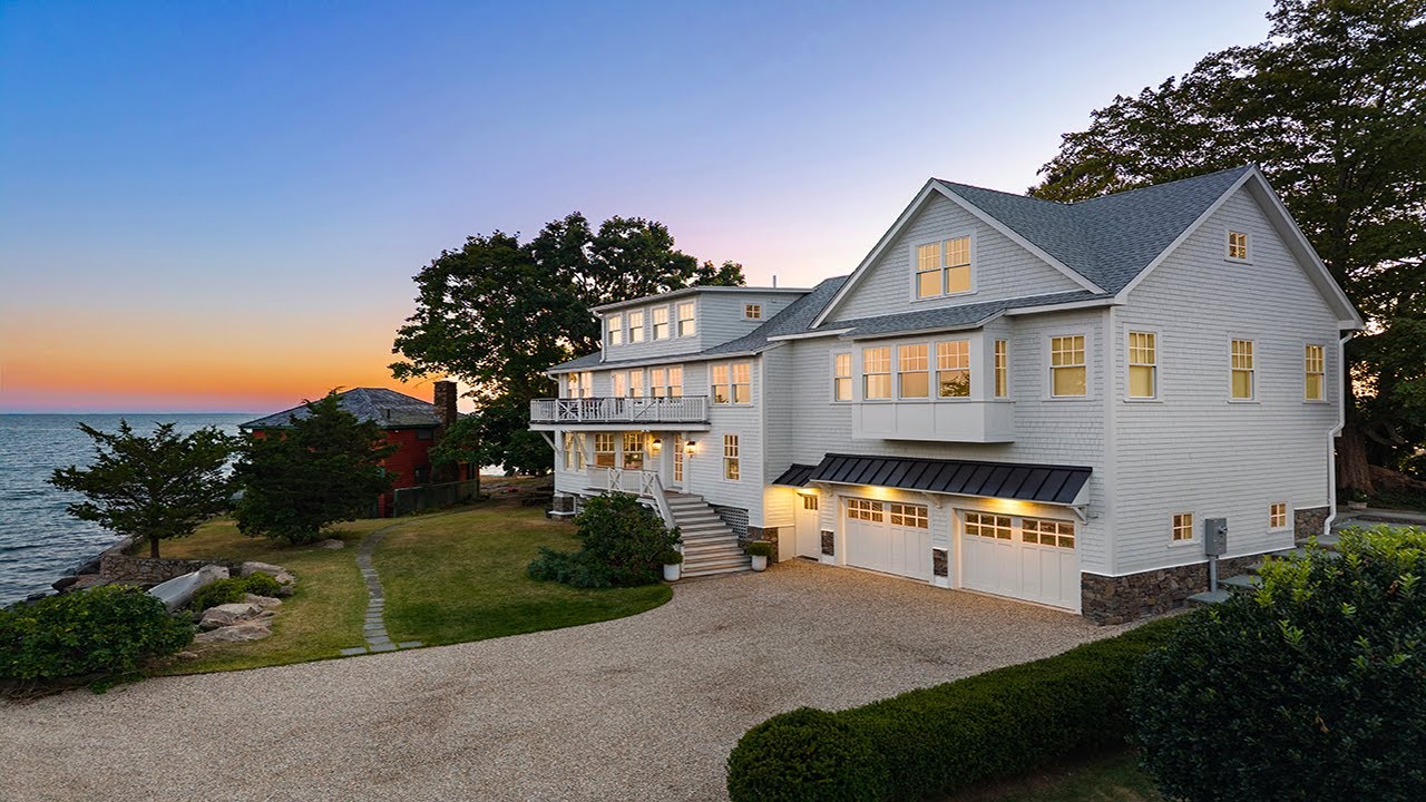 33 Thimble Farms Road, Branford CT 06405