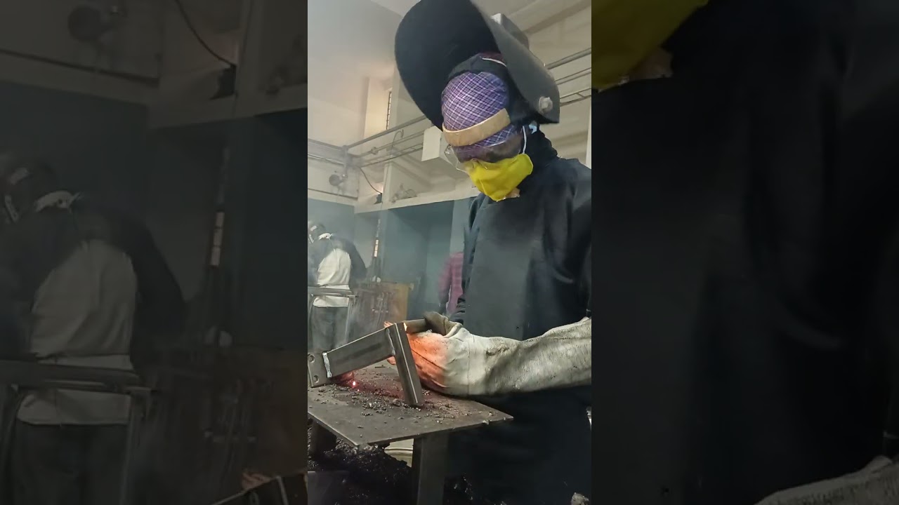 मेरा पहला वीडियो #welding hard work😔😥