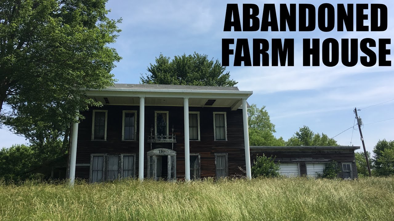 Creepy Abandoned Farmhouse | Front door wide open | Ohio Urbex