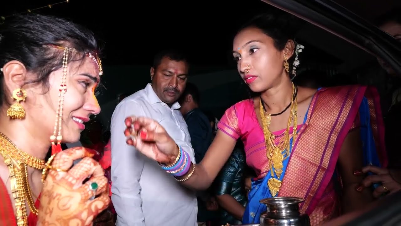 😢लाडकी परी आई बाबाला सोडून😓 सासरी जाताना पहा😭🥹 #बिदाई #shortvideo #bidai #marathiwedding #bidaisong