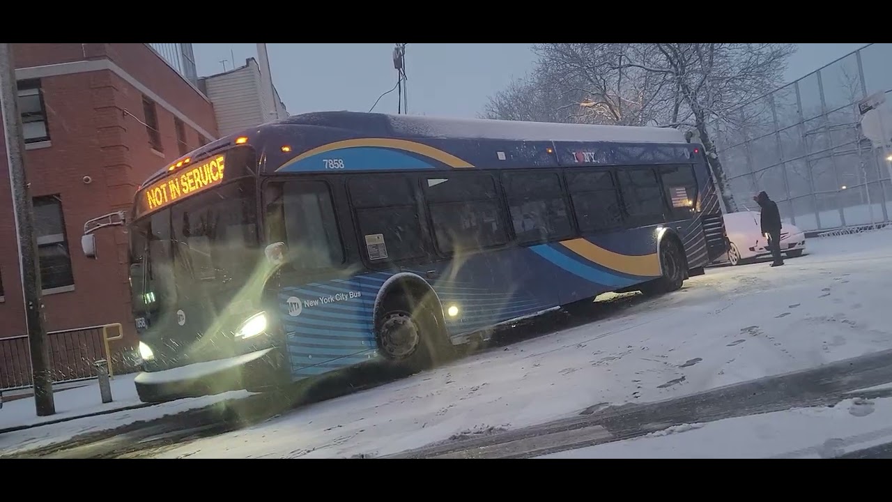 2022 New Flyer XD40 #7858 NIS stuck at area due to snow