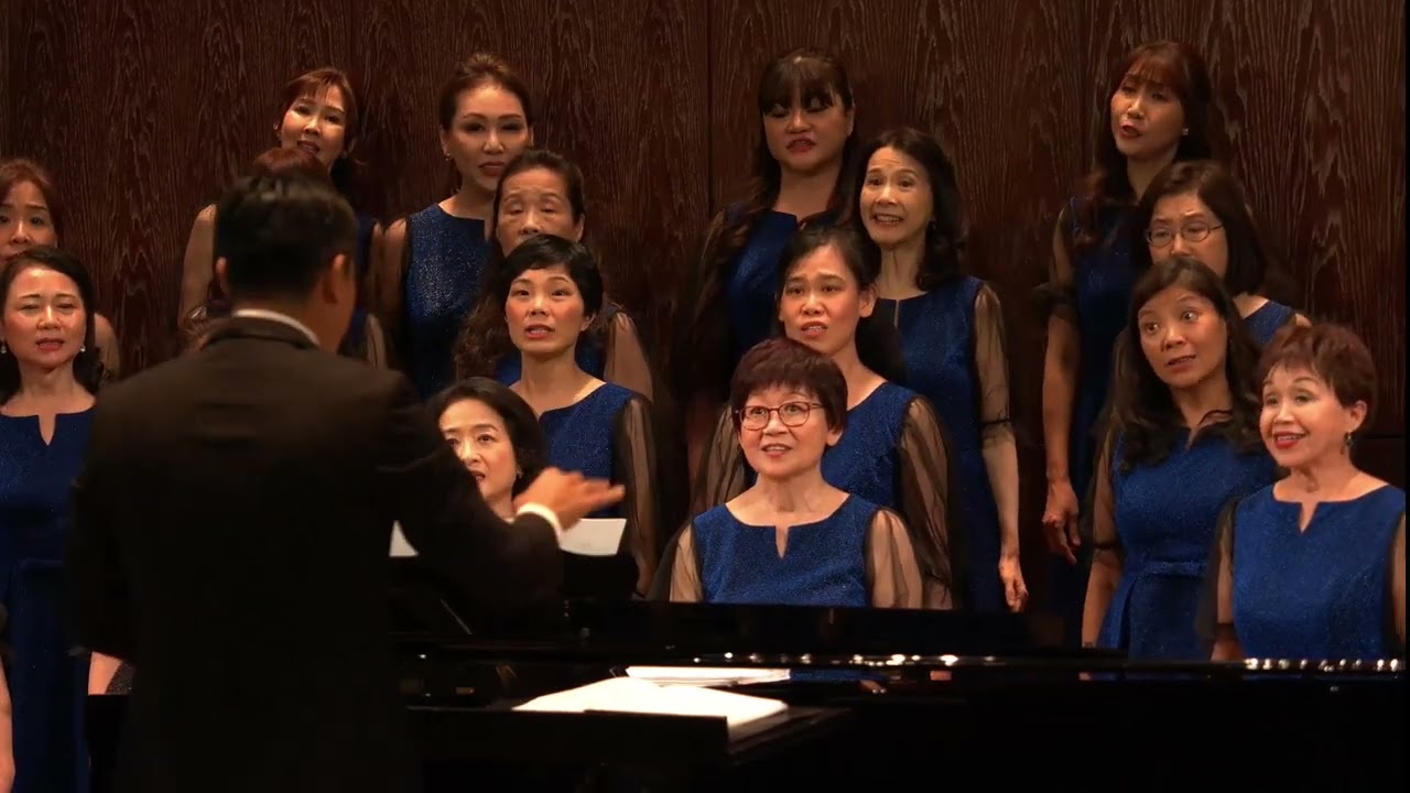 《組曲2019》恰似你的溫柔、忘了我是誰、夢田（詞／梁弘志、李敖、三毛、曲／梁弘志、許瀚君、翁孝良、編曲／林育伶）－指揮：鄭有席、鋼琴：鍾慧敏、演出：台北室內婦女合唱團2