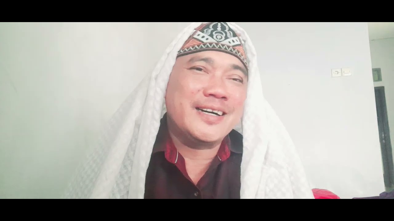 TIDAK MEMENUHI SYARAT MENJADI IMAM
