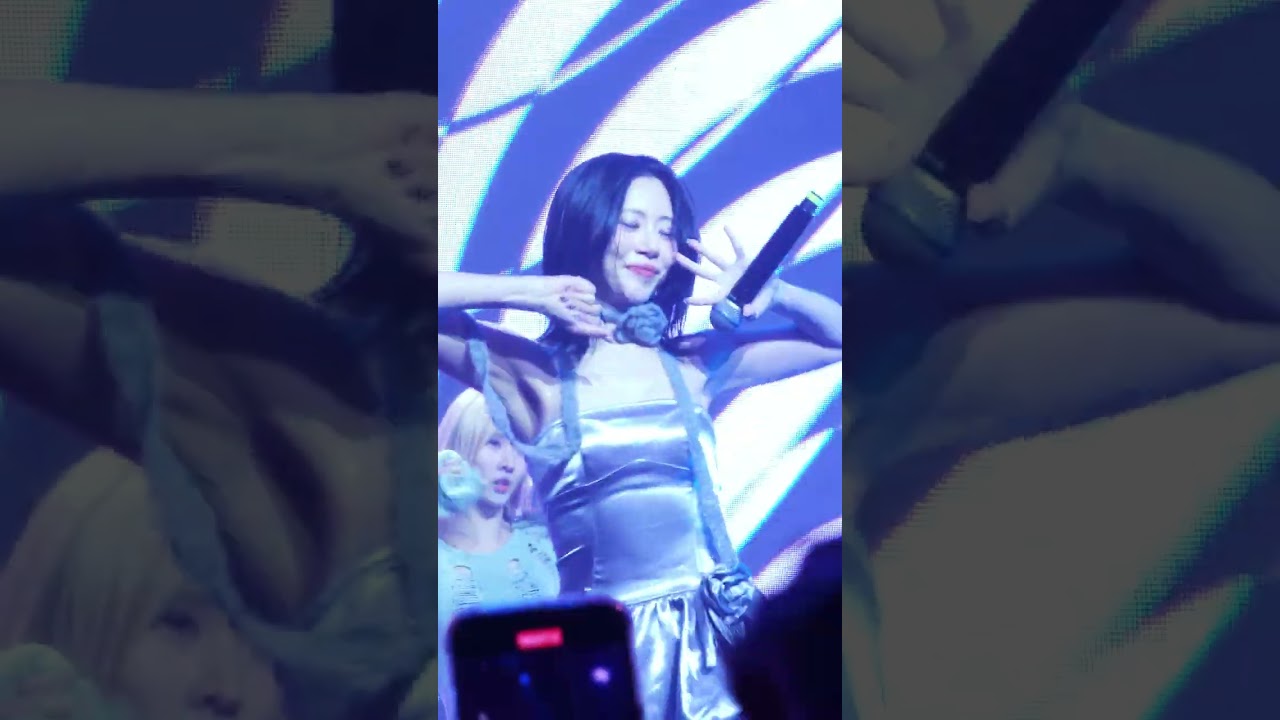 240915 Dreamcatcher 드림캐쳐 - Black or White (Jiu Fancam 지유 직캠) @ São Paulo