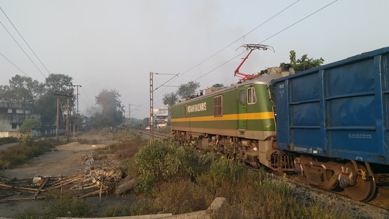 Itarsi WAG9HC 42387 With BoxnHL Goods Is Slow Hauling With Beautiful Sunrise