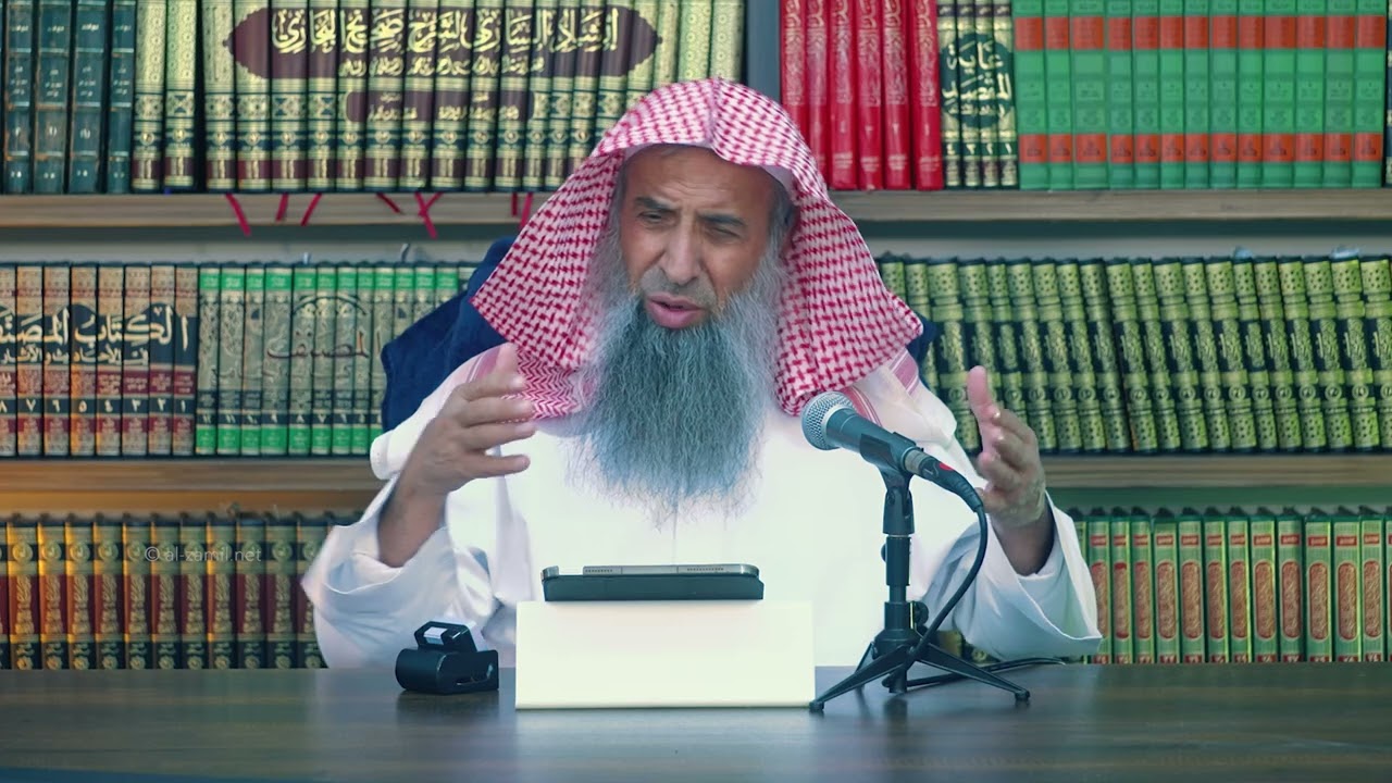 ما نصيحتكم لرجل مدخن ولابنه الذي ينصح والده بترك التدخين؟