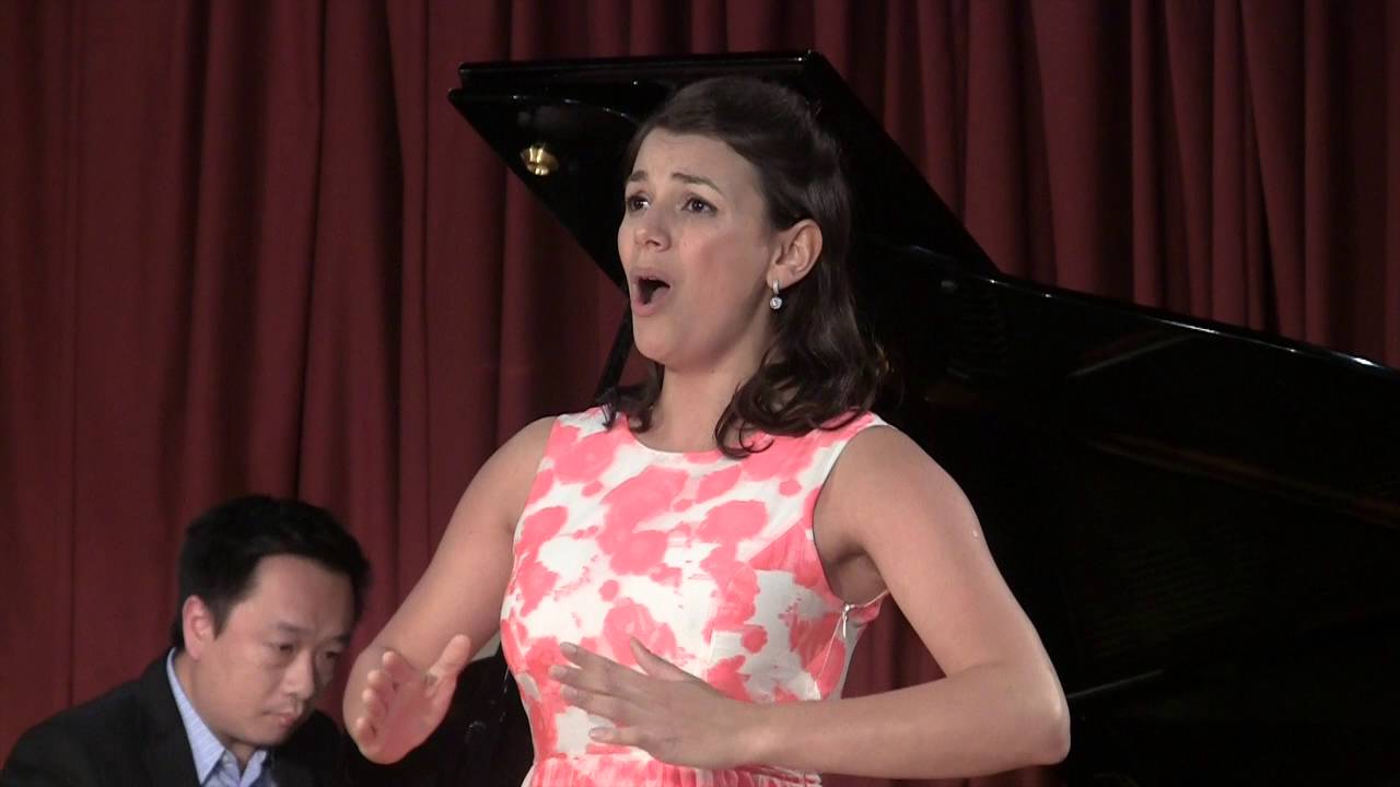 Raphaela Papadakis - Jonathan Dove: Adelaide's aria from The Enchanted Pig